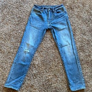 Light washed distressed 29x30 Jeans American Eagle